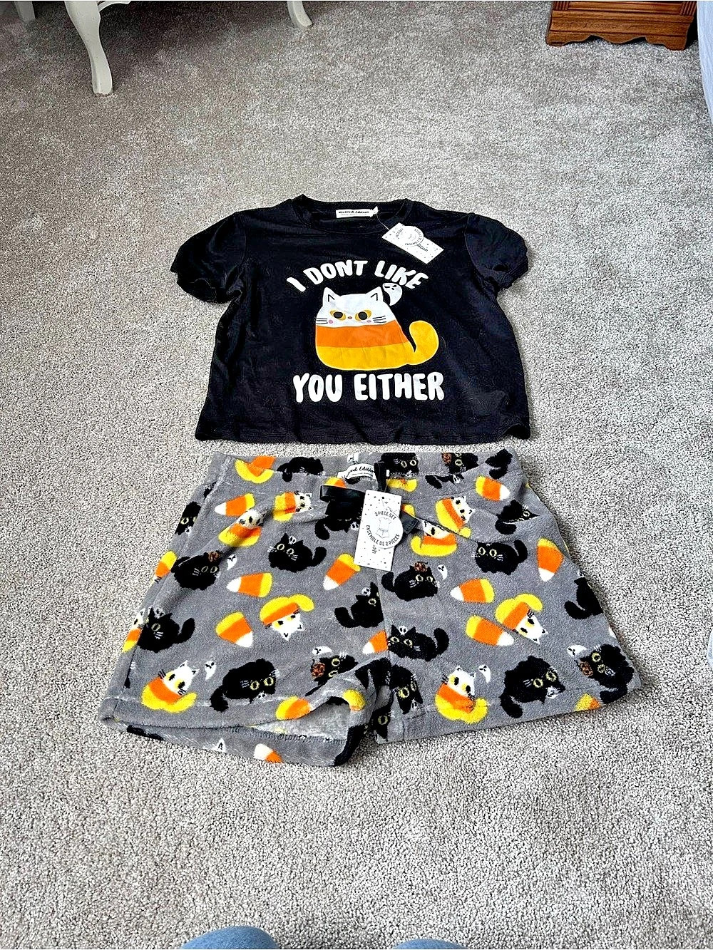 NWT Weekend Edition I Don’t Like You Either Halloween Cat Pajama Set Black Gray